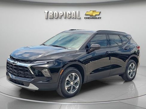 New 2026 Chevrolet Blazer LT w/ Convenience Package FWD image 1