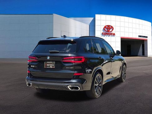 Used 2022 BMW X5 xDrive40i w/ M Sport Package AWD/4WD image 10