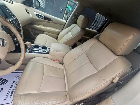 Used 2014 Nissan Pathfinder SL AWD/4WD image 14
