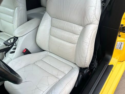 Used 1994 Ford Mustang GT RWD image 5