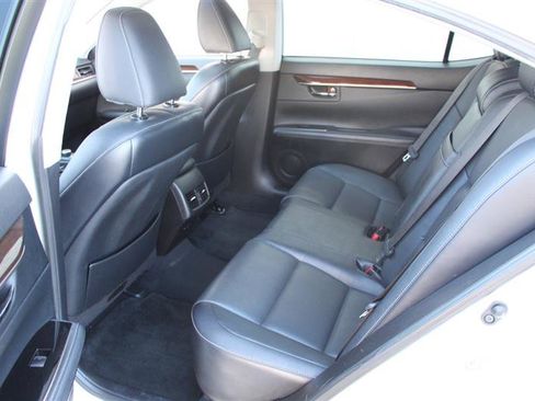 Used 2017 Lexus ES 350 w/ Premium Package FWD image 13