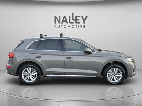 Used 2023 Audi Q5 2.0T Premium w/ Convenience Package image 6