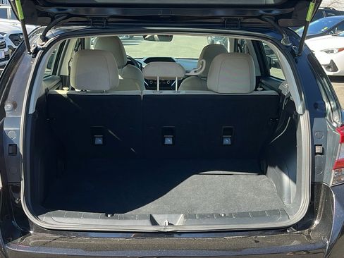 Used 2017 Subaru Impreza 2.0i Premium image 25