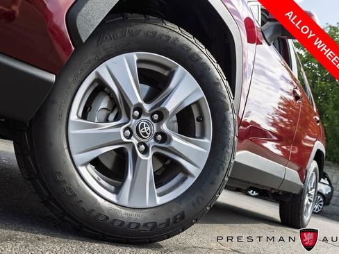 Used 2022 Toyota RAV4 XLE w/ Convenience Package AWD/4WD image 12