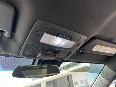 Used 2015 Chevrolet Camaro SS image 22