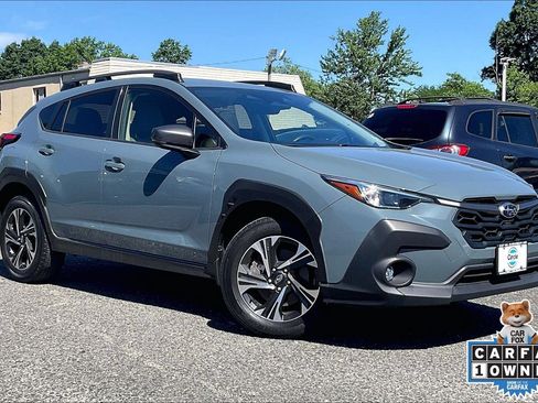 Used 2024 Subaru Crosstrek 2.0i Premium AWD/4WD image 2