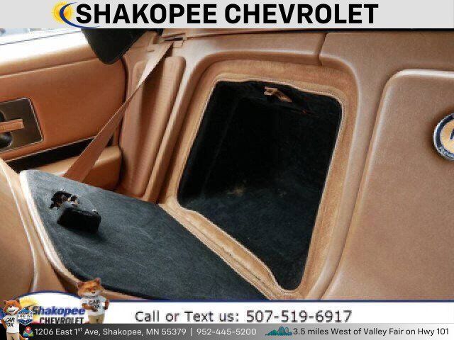 Used 1990 Buick Reatta Convertible FWD image 21