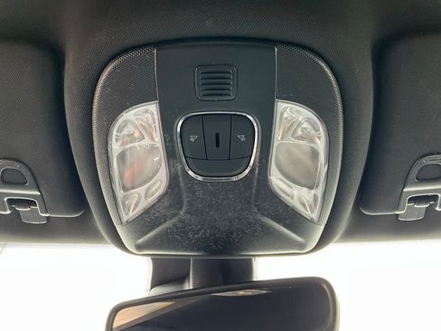 Used 2025 Jeep Compass Trailhawk image 16