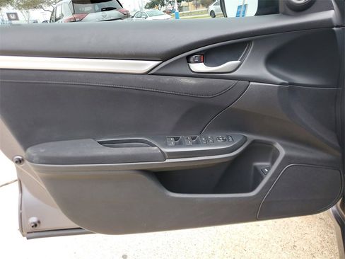 Used 2018 Honda Civic EX image 15