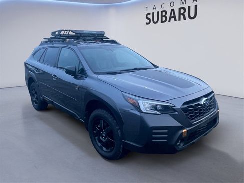 Used 2022 Subaru Outback Wilderness image 7