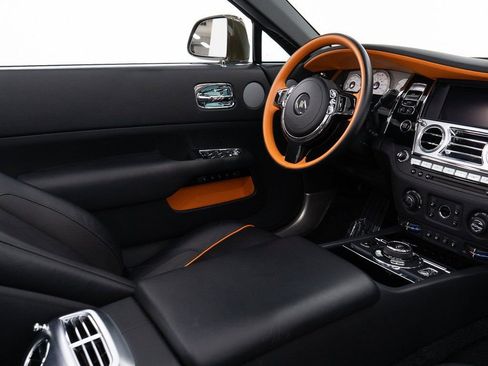 Certified 2021 Rolls-Royce Dawn image 33