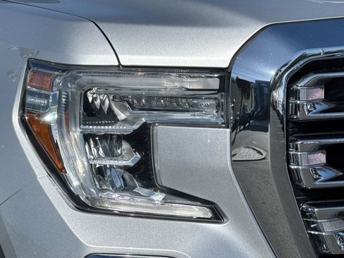 Used 2021 GMC Sierra 1500 SLT image 41