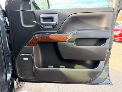 Used 2018 GMC Sierra 1500 SLT w/ SLT Premium Package image 25