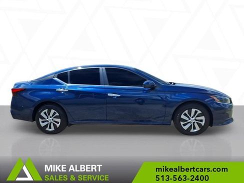 Used 2023 Nissan Altima 2.5 S FWD image 8