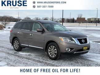 Used 2014 Nissan Pathfinder SL w/ SL Premium Package video 1