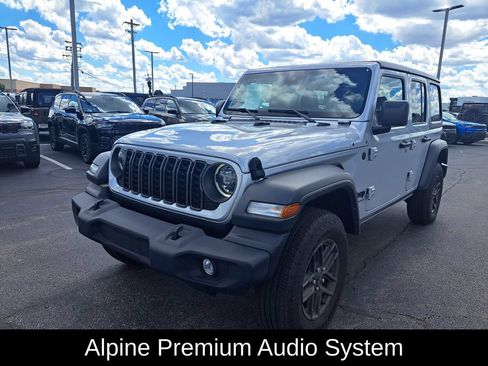 Used 2024 Jeep Wrangler Unlimited Sport AWD/4WD image 8