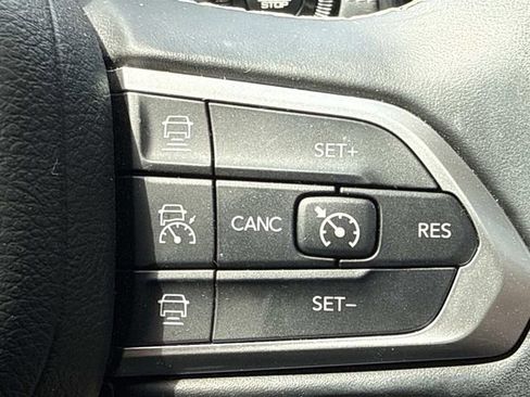 Used 2022 Jeep Compass High Altitude AWD/4WD image 18