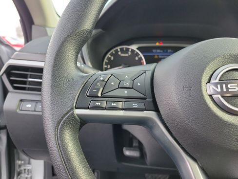 Used 2024 Nissan Altima 2.5 SV image 22