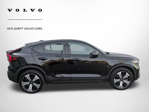 Certified 2023 Volvo C40 Recharge Core image 2