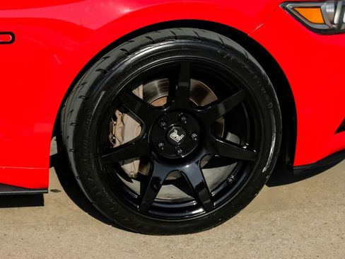 Used 2015 Ford Mustang GT RWD image 49