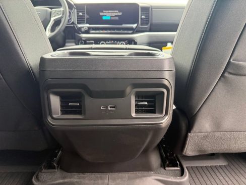 New 2026 Chevrolet Silverado 1500 LT Trail Boss w/ Convenience Package II AWD/4WD image 16
