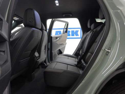 New 2026 Chevrolet Equinox LT w/ Convenience Package II image 32