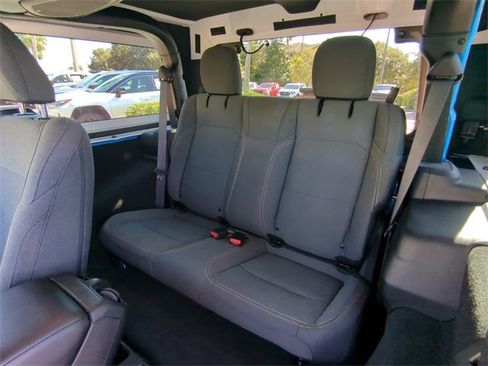 Used 2024 Jeep Wrangler Sport S image 15