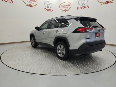 Used 2024 Toyota RAV4 XLE image 6