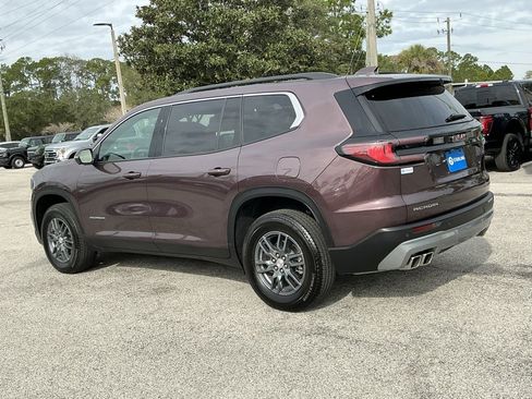 Used 2025 GMC Acadia Elevation image 6