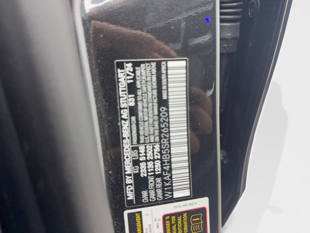Used 2025 Mercedes-Benz C 300 4MATIC Sedan image 44