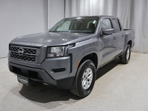 Used 2024 Nissan Frontier SV AWD/4WD image 7