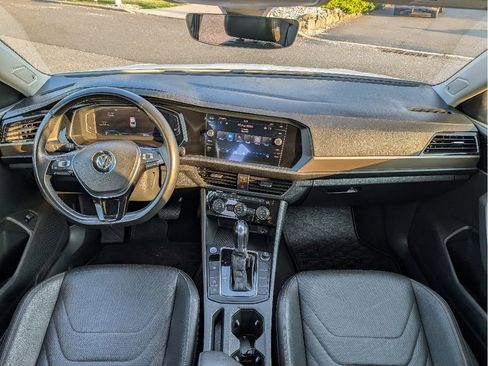 Used 2019 Volkswagen Jetta R-Line FWD image 24