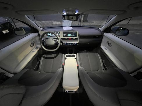 Used 2024 Hyundai Ioniq 5 SEL image 23