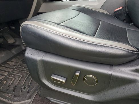 Used 2018 Ford F150 Raptor w/ Equipment Group 802A Luxury image 9