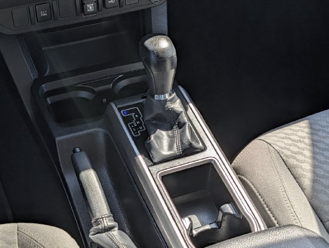 Used 2023 Toyota Tacoma SR5 AWD/4WD image 14