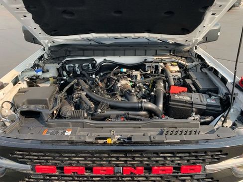 Used 2024 Ford Bronco Wildtrak AWD/4WD image 24