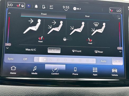 Used 2023 Chrysler Pacifica Touring-L FWD image 20