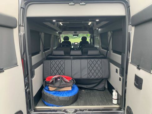 Used 2023 RAM ProMaster 3500 w/ Premium Appearance Group image 17