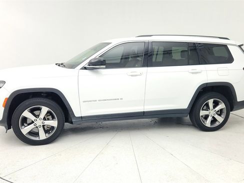 Used 2022 Jeep Grand Cherokee L Limited image 2