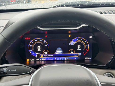 Used 2024 Chevrolet Colorado ZR2 w/ Technology Package image 31