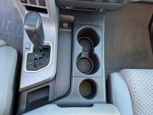 Used 2010 Toyota Tundra Grade image 20