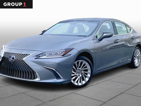 Used 2019 Lexus ES 300h image 1