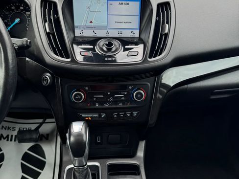 Used 2019 Ford Escape Titanium image 45