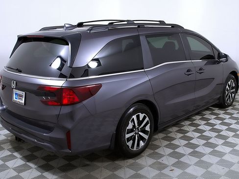 New 2026 Honda Odyssey EX-L image 7