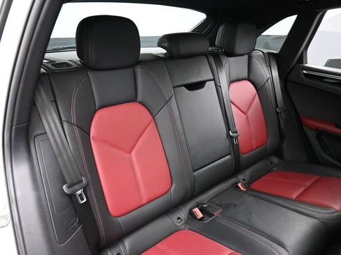 Certified 2023 Porsche Macan Turbo AWD/4WD image 26