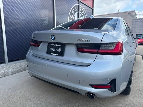 Used 2019 BMW 330i xDrive Sedan w/ Driving Assistance Package AWD/4WD image 7