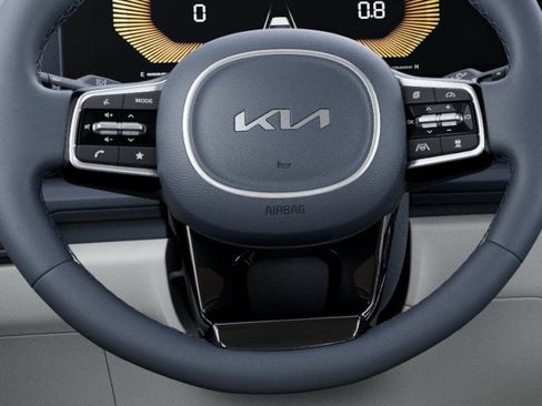 New 2026 Kia Carnival EX FWD image 22