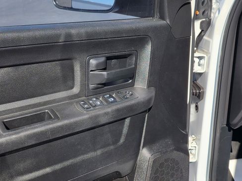 Used 2018 RAM 2500 Tradesman w/ Popular Equipment Group RWD image 12