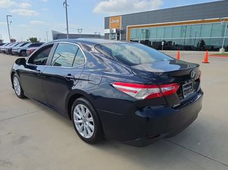 Used 2018 Toyota Camry LE w/ Convenience Package FWD video 3