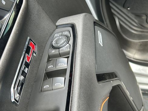 Certified 2025 GMC Sierra 1500 AT4 w/ AT4 Premium Package AWD/4WD image 19